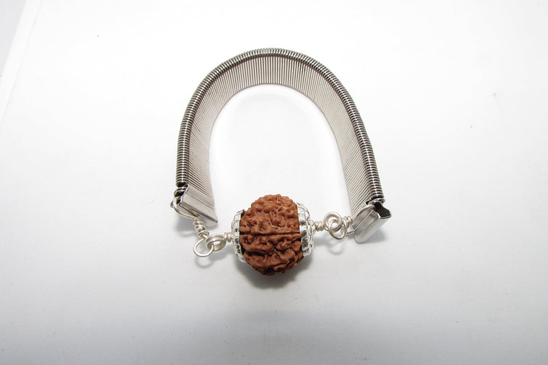 11 Mukhi Rudraksh Bracelet for Spiritual Mastery | Brahmatells - BrahmatellsStore