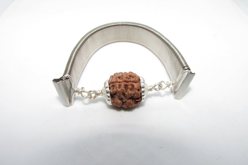 3 Mukhi Rudraksha Bracelet - Empowerment & Vitality | Brahmatells - BrahmatellsStore