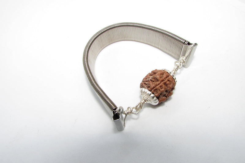 3 Mukhi Rudraksha Bracelet - Empowerment & Vitality | Brahmatells - BrahmatellsStore