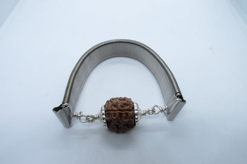 3 Mukhi Rudraksha Bracelet - Empowerment & Vitality | Brahmatells - BrahmatellsStore