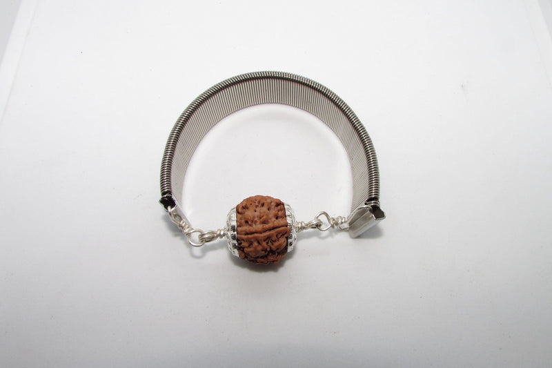 4 Mukhi Rudraksha Bracelet for Knowledge & Creativity | Brahmatells - BrahmatellsStore