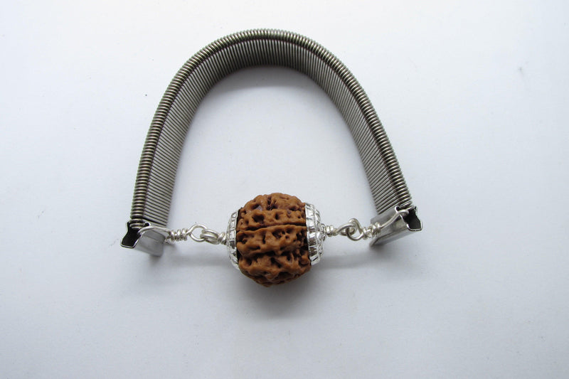 5 Mukhi Rudraksha Bracelet with Silver Pendant - Spiritual Elegance | Brahmatells - BrahmatellsStore