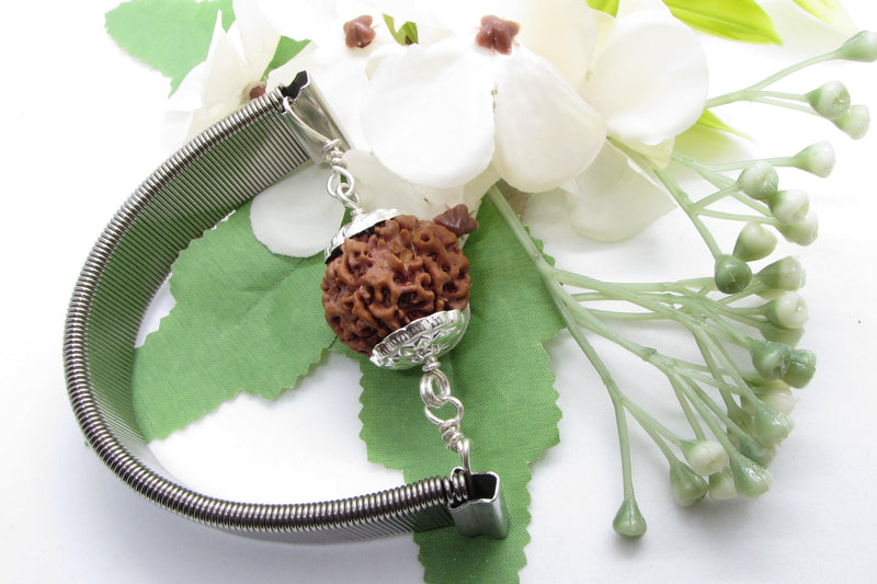 6 Mukhi Rudraksha Wisdom Bracelet | Brahmatells - BrahmatellsStore