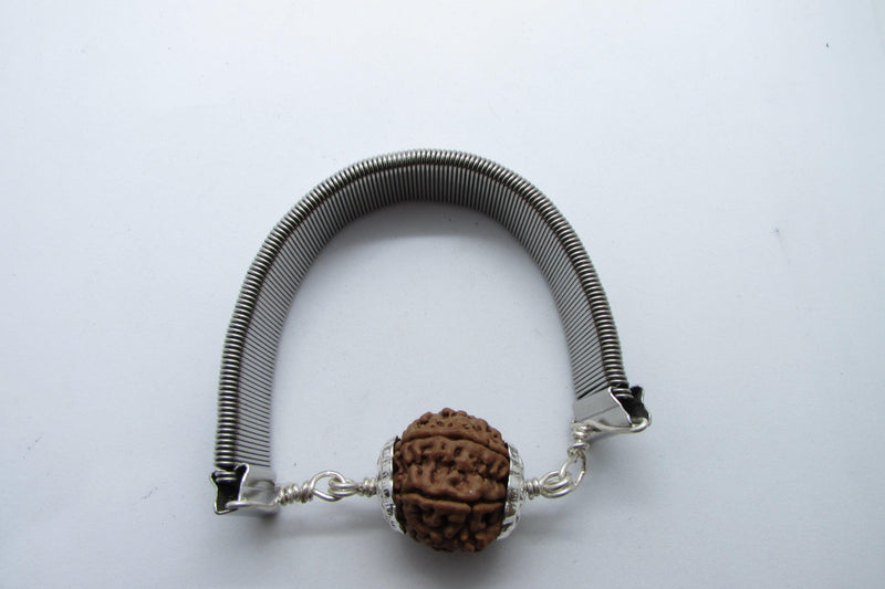 7 Mukhi Rudraksha Bracelet with Silver Pendant - Divine Blessings | Brahmatells - BrahmatellsStore