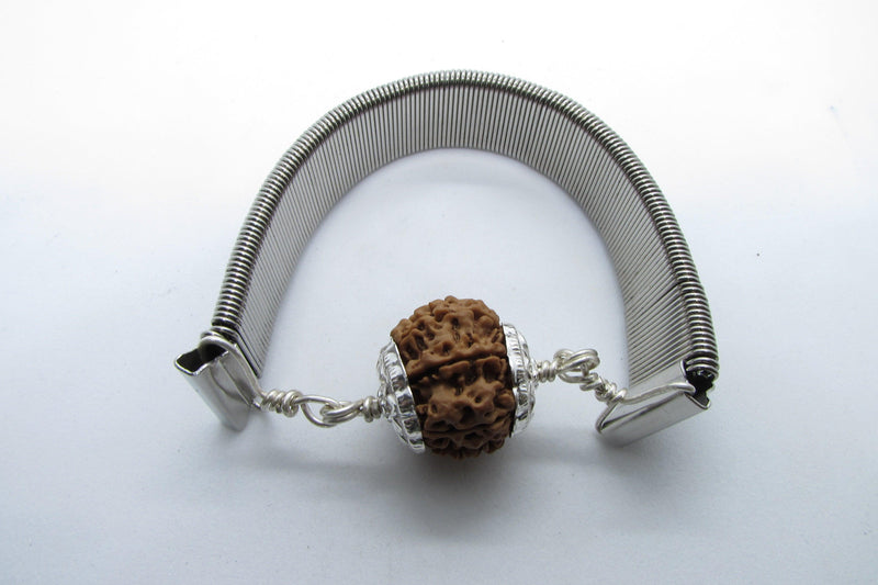 8 Mukhi Rudraksh Bracelet & Silver Pendant - Lord Ganesha's Blessings | Brahmatells - BrahmatellsStore