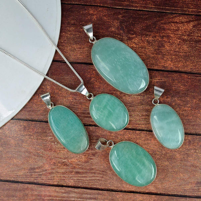 Amazonite Pendant Natural Crystal Stone Pendant / Locket without Chain Oval Shape for Reiki Healing and Crystal Healing Gemstone for Unisex (Color : Green) - BrahmatellsStore