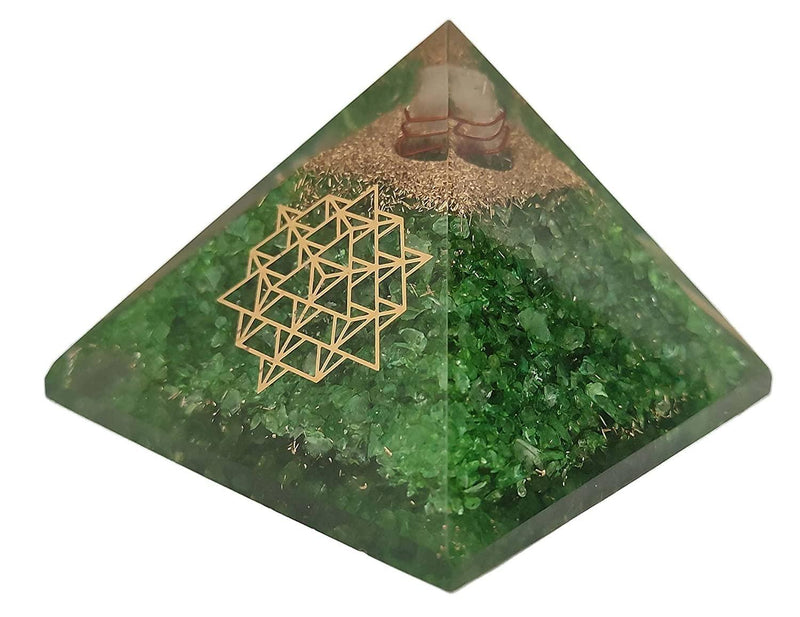 Amethyst & Clear Quartz Pyramid Yoga Meditation Crystal - BrahmatellsStore