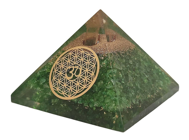 Amethyst & Clear Quartz Pyramid Yoga Meditation Crystal - BrahmatellsStore