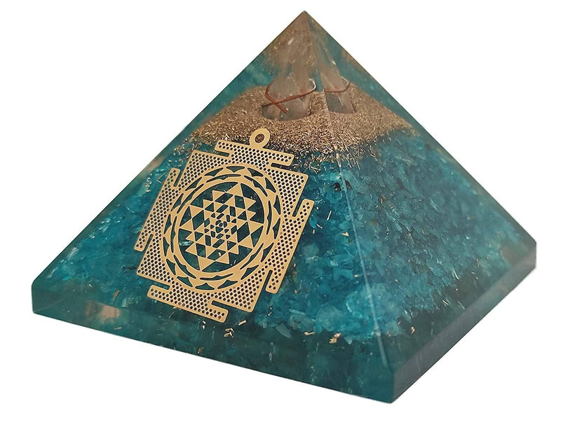 Amethyst & Clear Quartz Pyramid Yoga Meditation Crystal - BrahmatellsStore