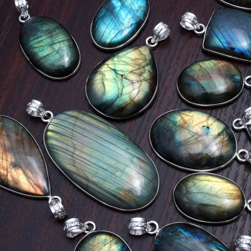 Labradorite Pendant - BrahmatellsStore