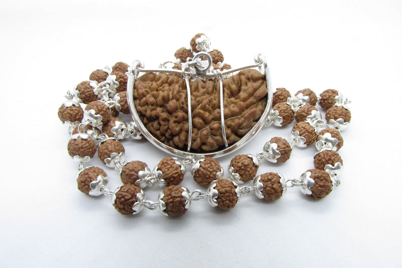 Mahadev Kavach: 5 Mukhi & 1 Mukhi Rudraksha Combination | Brahmatells - BrahmatellsStore