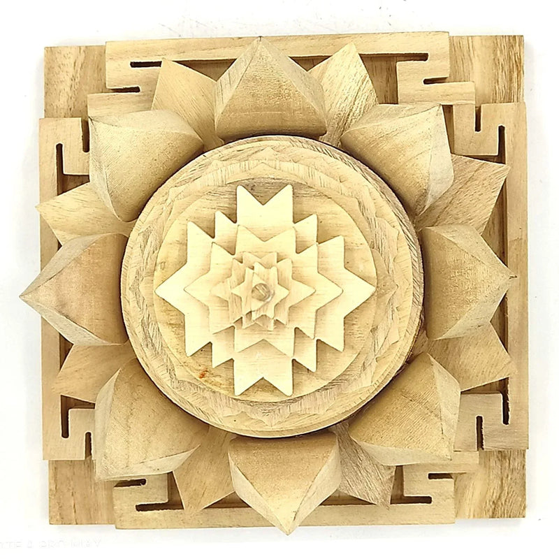 Meru Shriparni Shri Yantra (Wood) - BrahmatellsStore