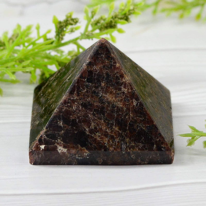 Natural Crystal Stone Garnet Pyramid, Standard, Red, - BrahmatellsStore