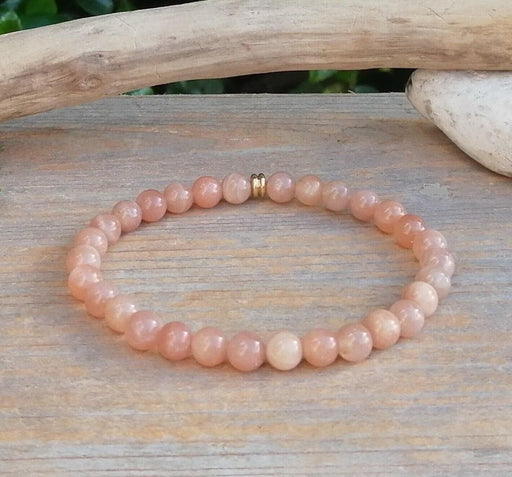 Natural Peach Moonstone Beaded Bracelet, Positive Energy, Love, Lythotherapy, Mediatation. - BrahmatellsStore