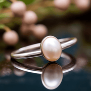 Pearl Cream Rose-Light Ring - Lunar Elegance | Brahmatells - BrahmatellsStore