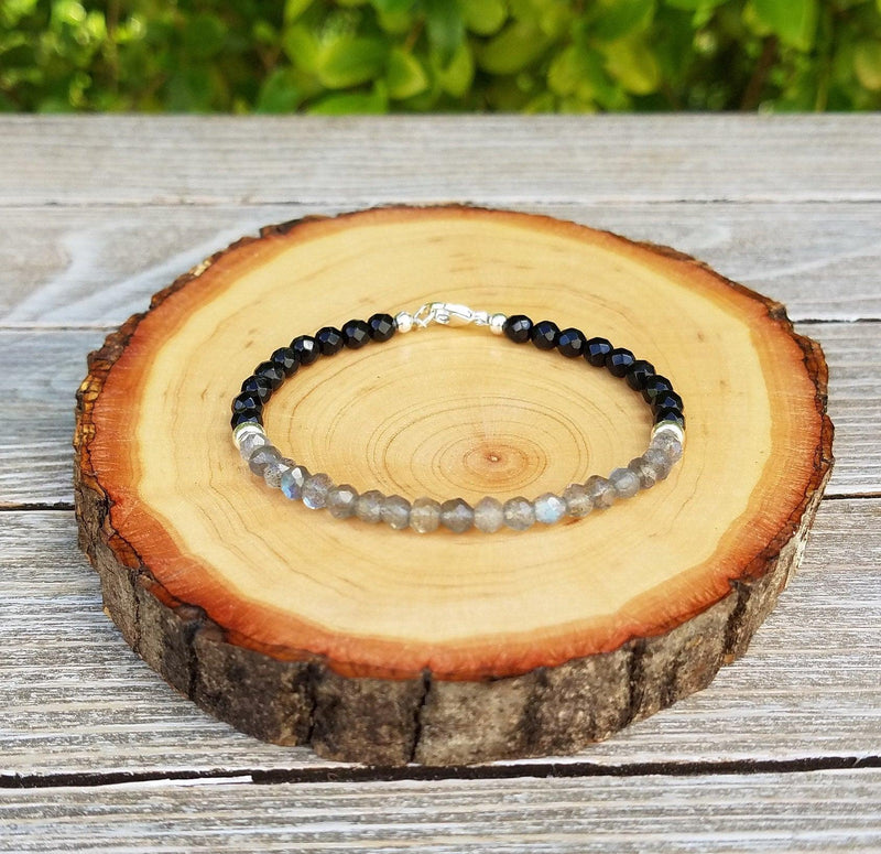 Protection Bracelet - Aura Shield, Negative Energy Protection, Empath Protection, Labradorite, Black Onyx - BrahmatellsStore