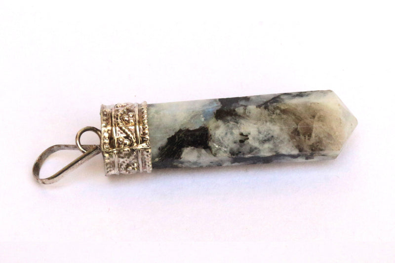 Rainbow Moonstone Pendant - Enhance Creativity & Confidence | Brahmatells - BrahmatellsStore