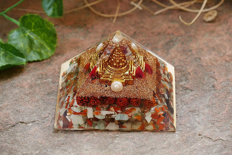 Shree Shri Yantra Pyramid for Wealth and Prosperity, Healing Removing Negativity Positive Energy Vaastu and Feng Shui Stone - BrahmatellsStore